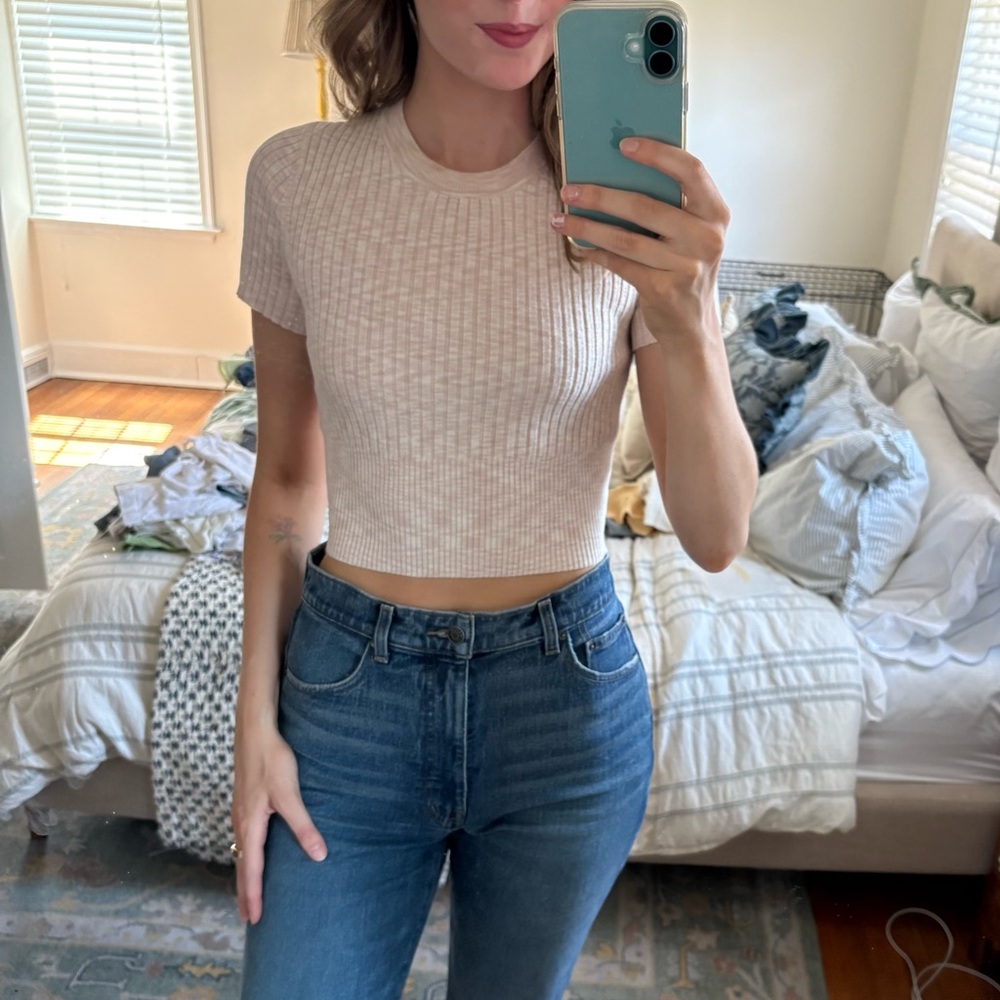 Abercrombie Light Pink Ribbed Short Sleeve Sweater Crop Top
